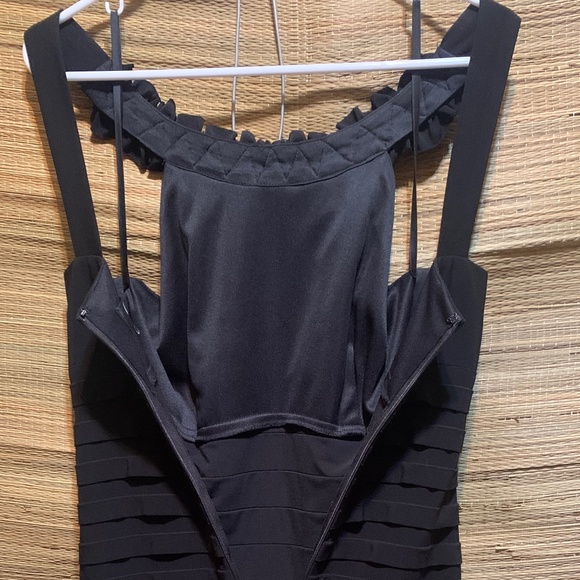 Black/to the knee cocktail dress - Picture 6 of 8